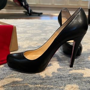 Christian Louboutin Rolando 7.5 / 37.5